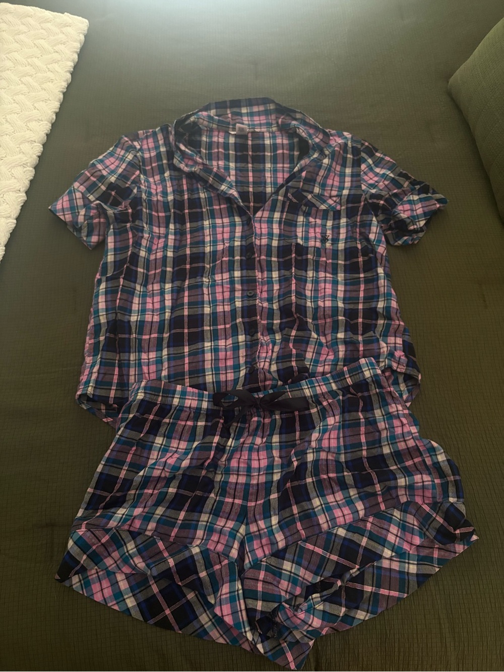Victoria's Secret Pink & Navy Plaid Short Pajama Set